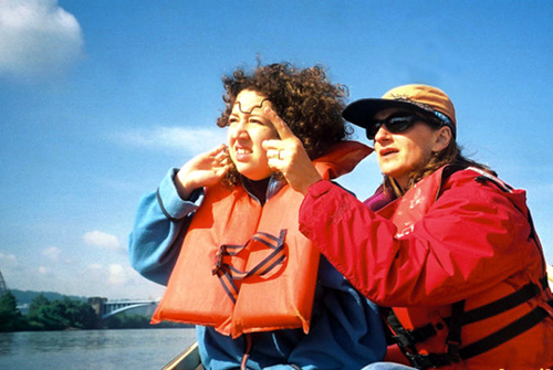 3r2n Botanists Jessica Dunn and Susan Kalisz out on the river